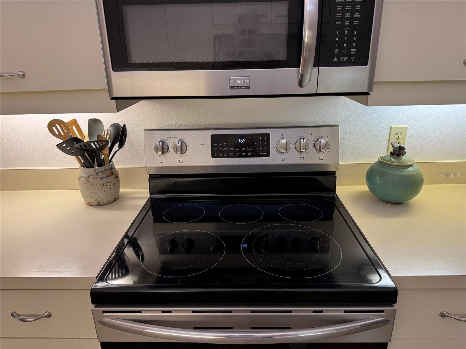 Image 11 of 28 For 3117 Lake Park Lane 15