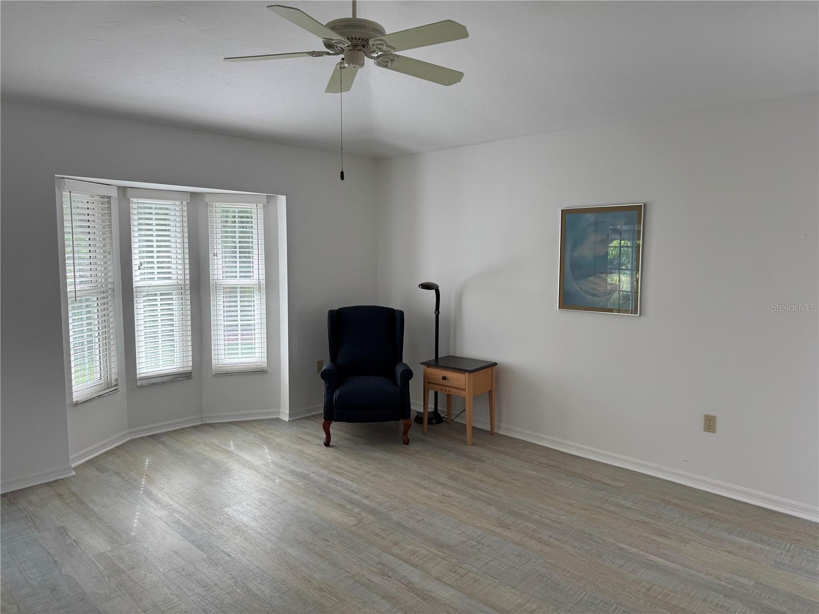 Image 16 of 28 For 3117 Lake Park Lane 15