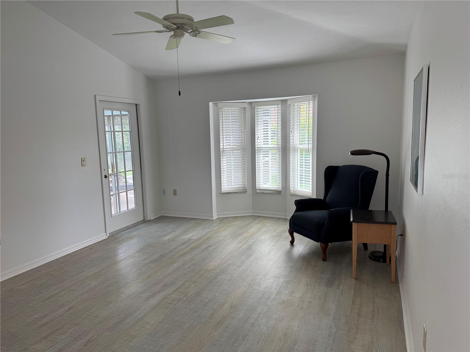 Image 18 of 28 For 3117 Lake Park Lane 15