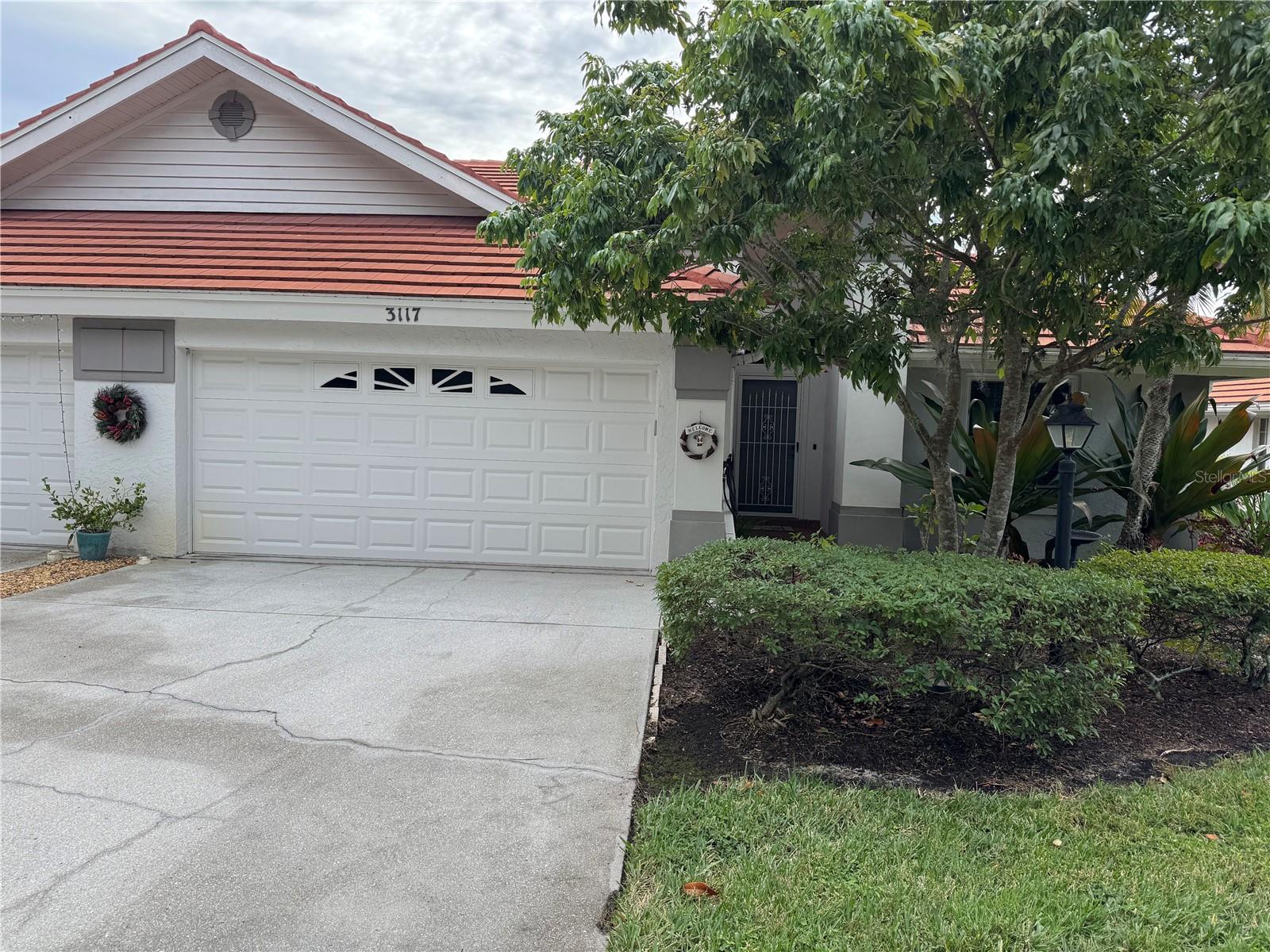 Image 4 of 28 For 3117 Lake Park Lane 15