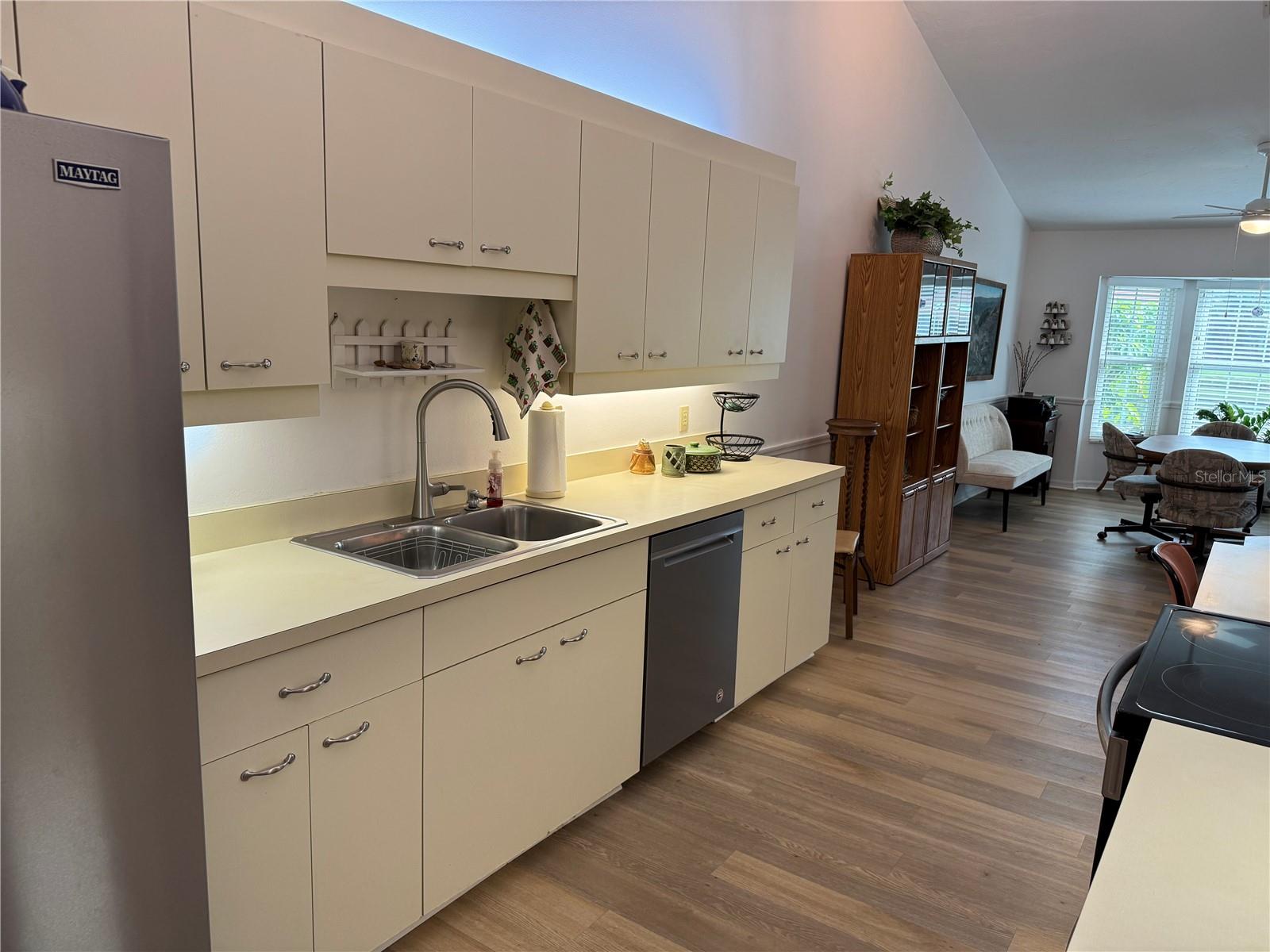 Image 8 of 28 For 3117 Lake Park Lane 15