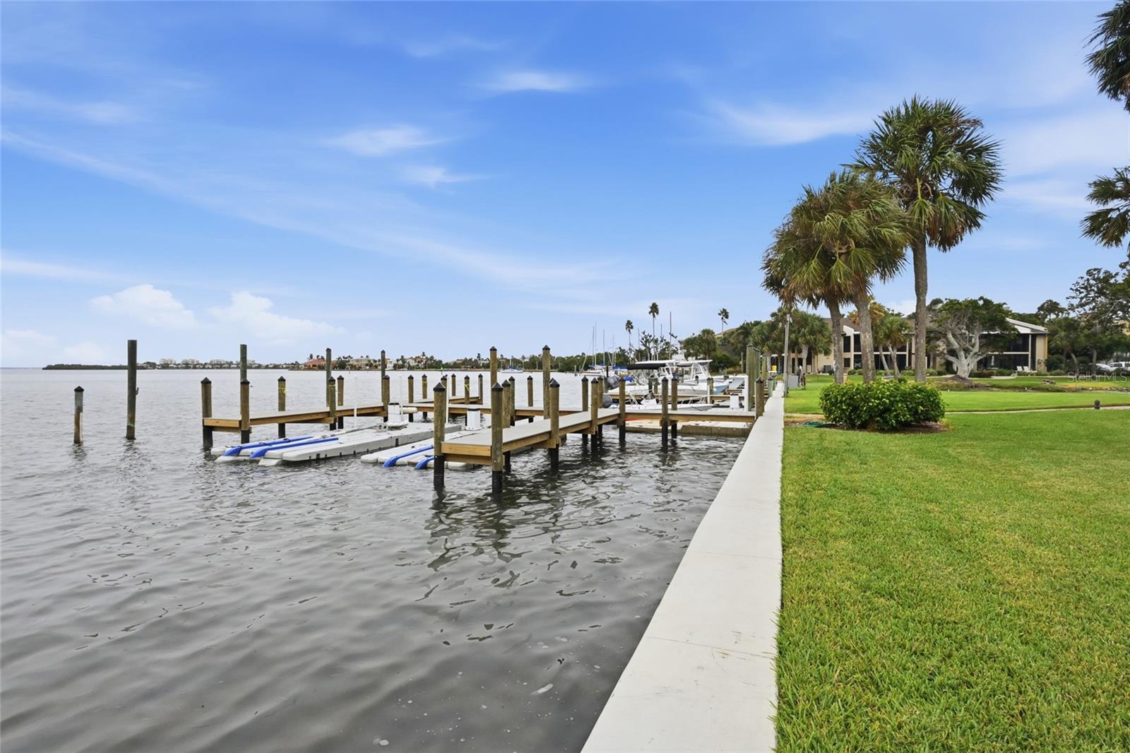 Image 38 of 52 For 4234 Gulf Of Mexico Drive H1