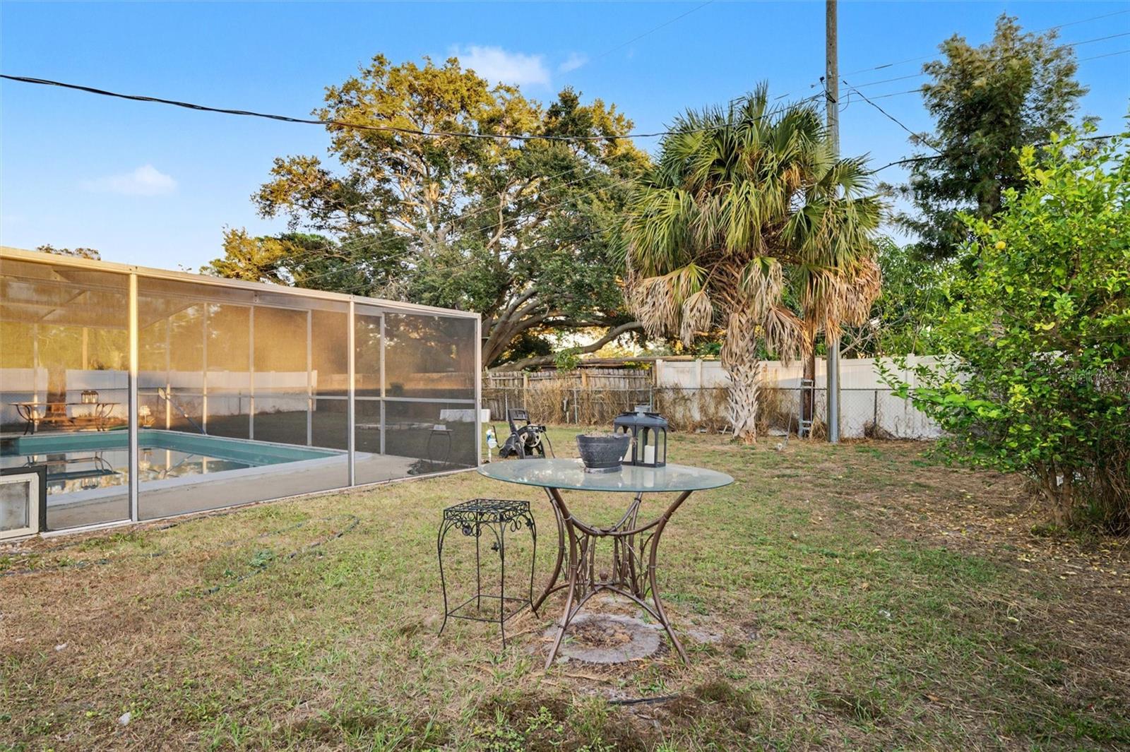 Image 26 of 36 For 3635 Bali Drive