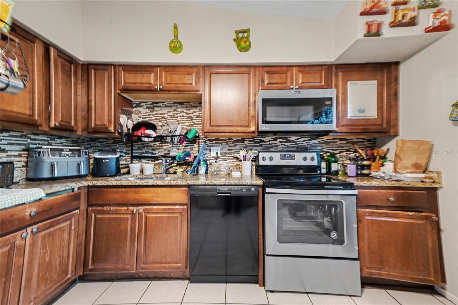 Image 6 of 36 For 3635 Bali Drive