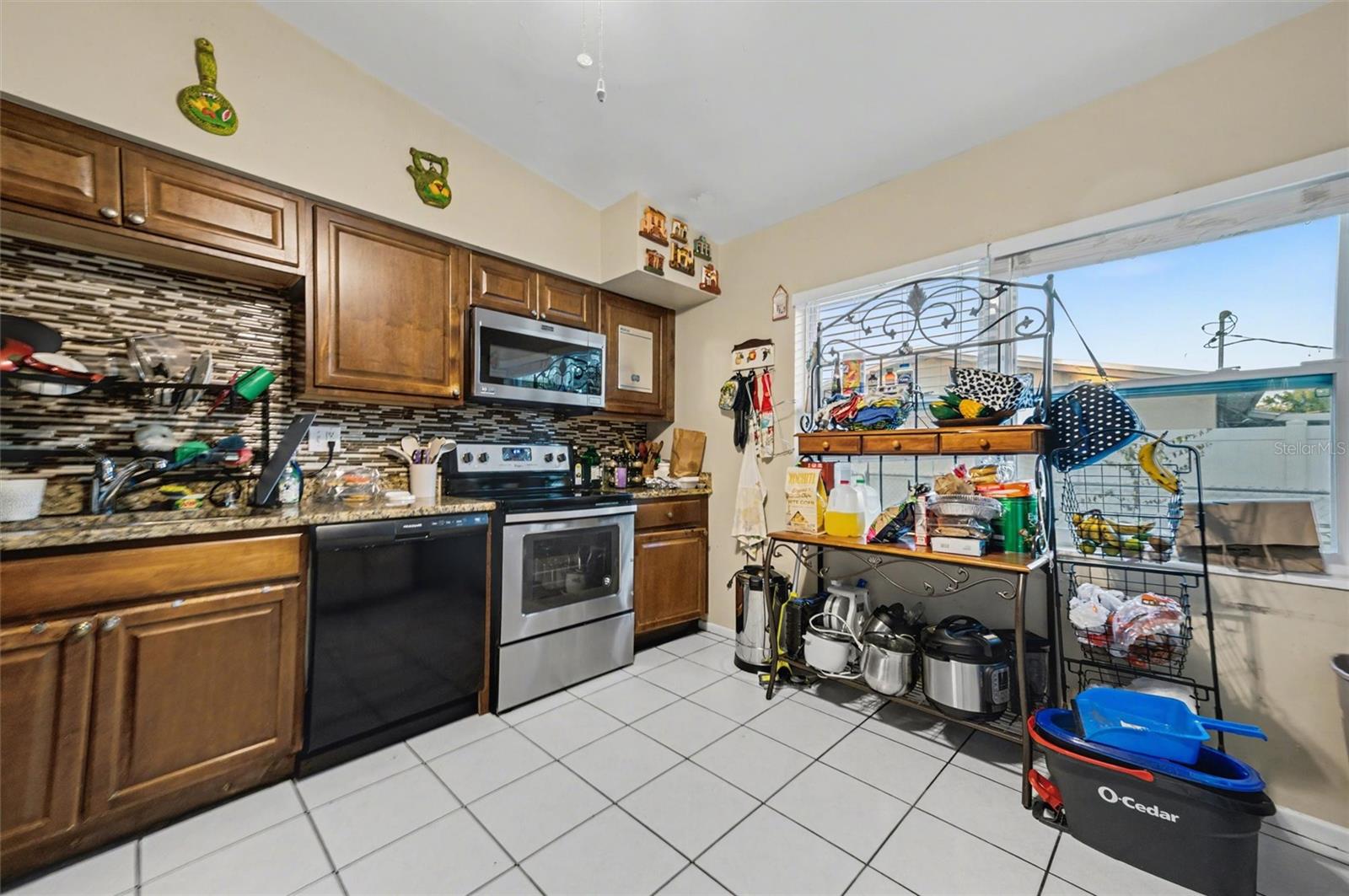 Image 8 of 36 For 3635 Bali Drive