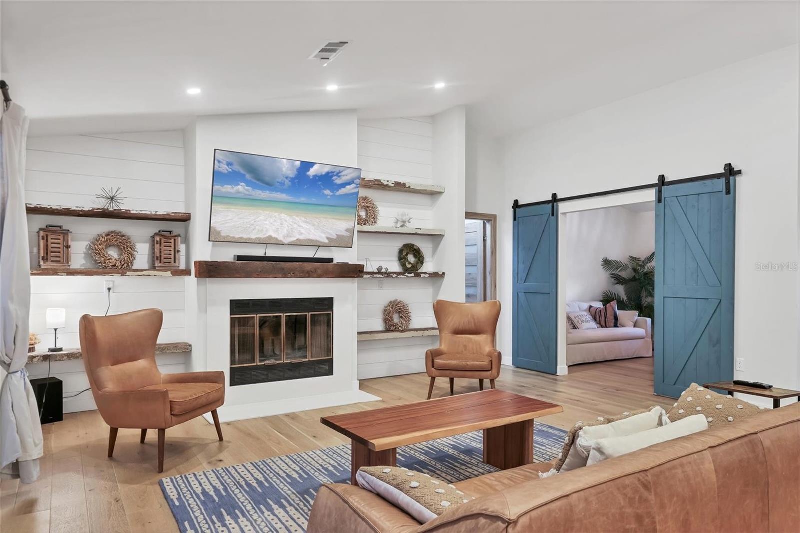 Image 16 of 54 For 4962 Leatha Lane