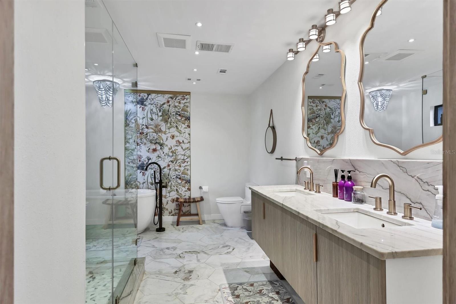 Image 34 of 54 For 4962 Leatha Lane