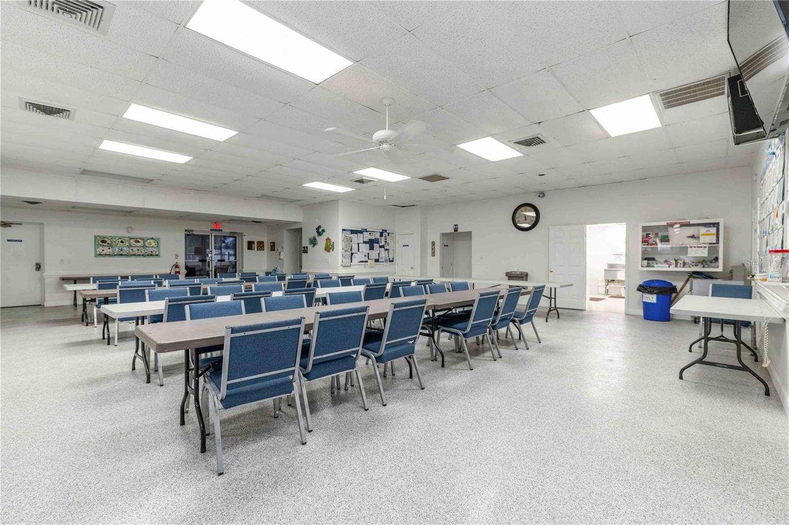 Image 30 of 33 For 5316 53 Avenue E I5