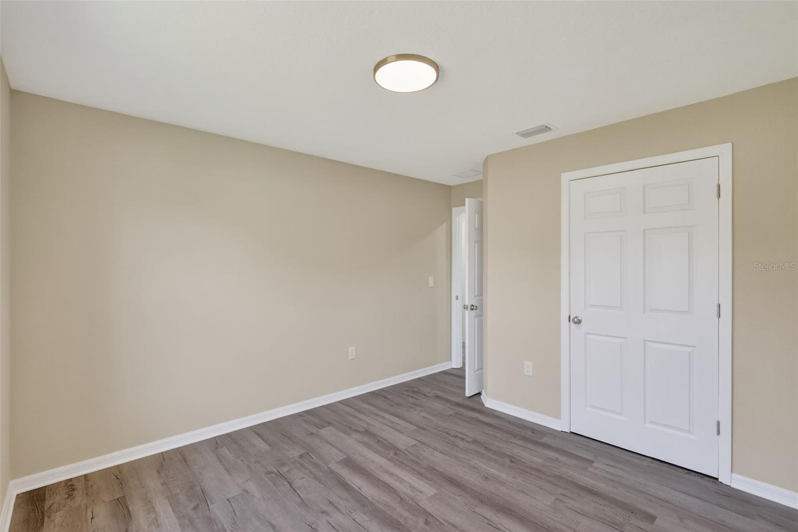 Image 7 of 15 For 1503 8th Avenue E