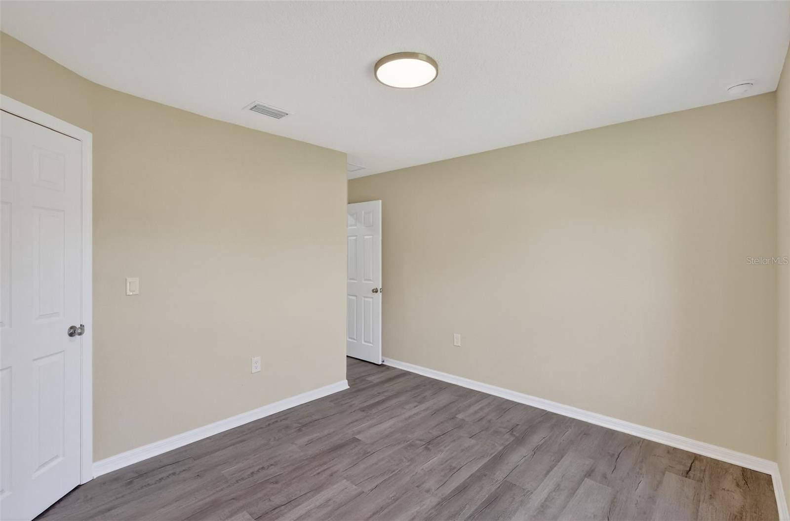 Image 8 of 15 For 1503 8th Avenue E