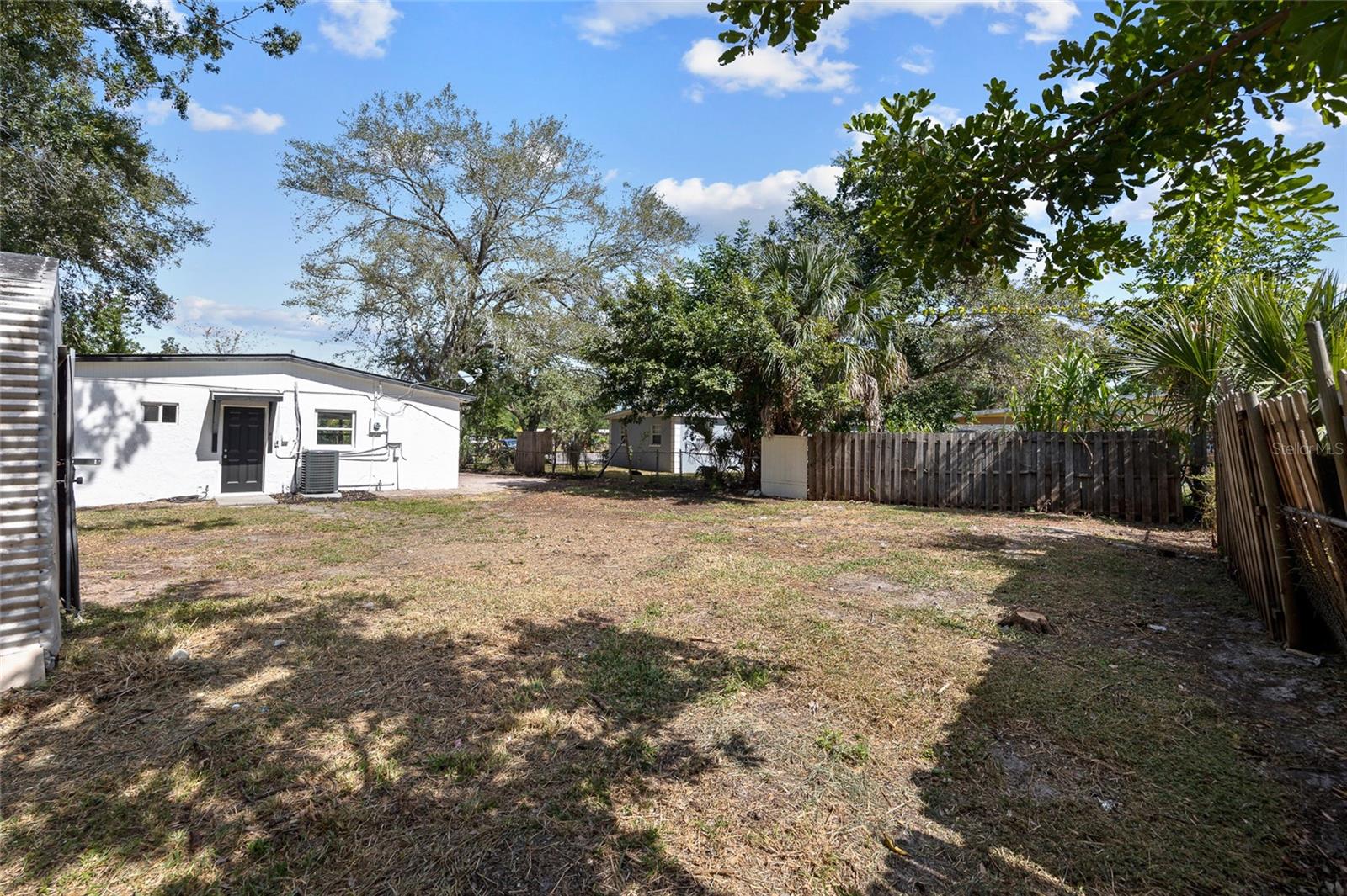 Image 22 of 29 For 818 28th Street Circle E