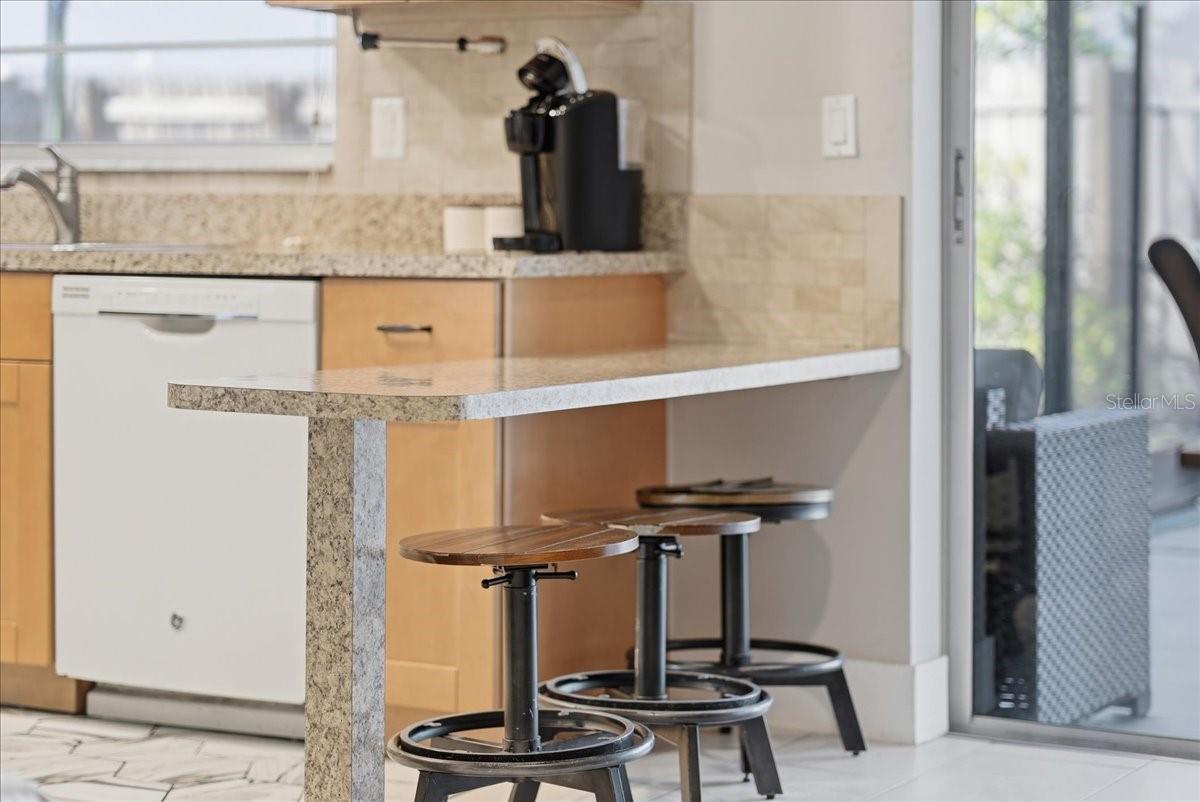 Image 16 of 42 For 5883 Whistlewood Circle