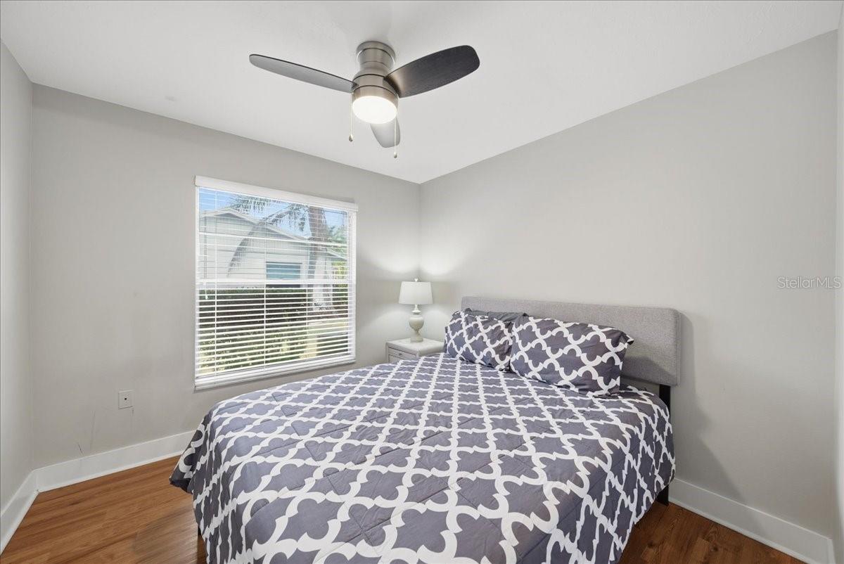 Image 28 of 42 For 5883 Whistlewood Circle