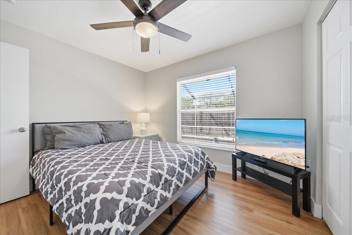 Image 30 of 42 For 5883 Whistlewood Circle