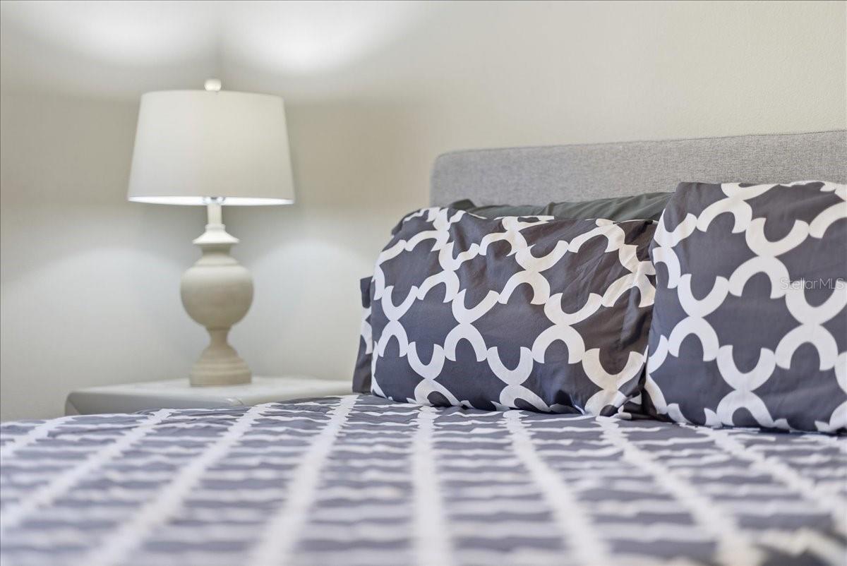 Image 33 of 42 For 5883 Whistlewood Circle