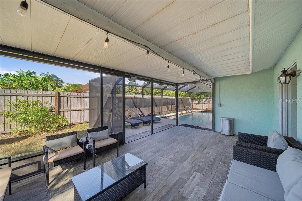 Image 37 of 42 For 5883 Whistlewood Circle