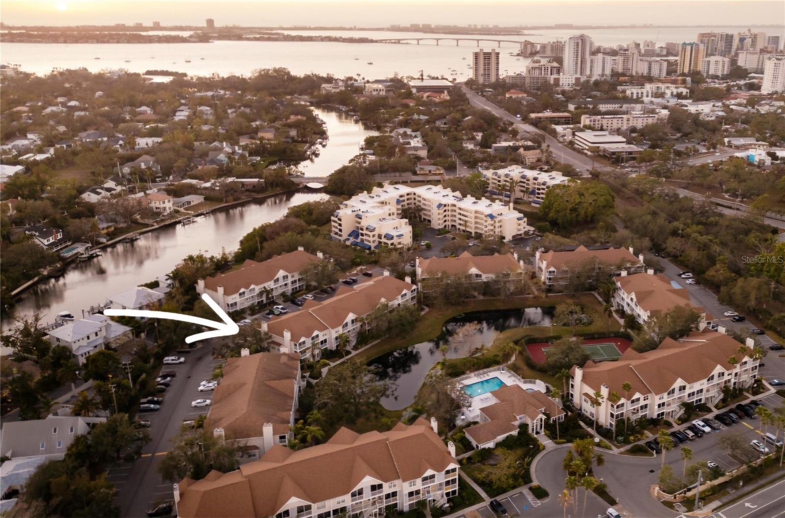 Image 2 of 46 For 850 Tamiami Trail 321