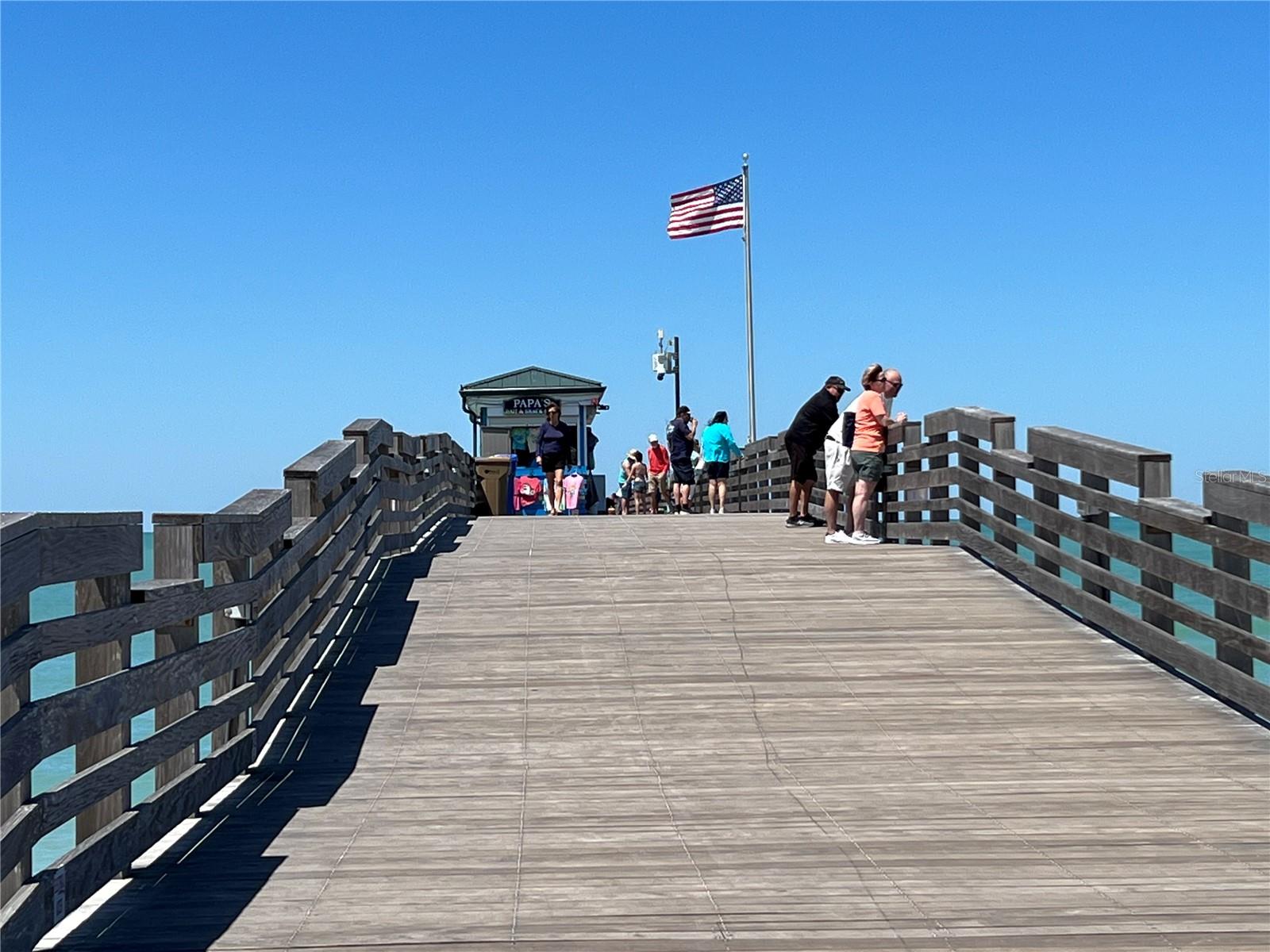 Image 32 of 47 For 504 Narvaezi Street 126