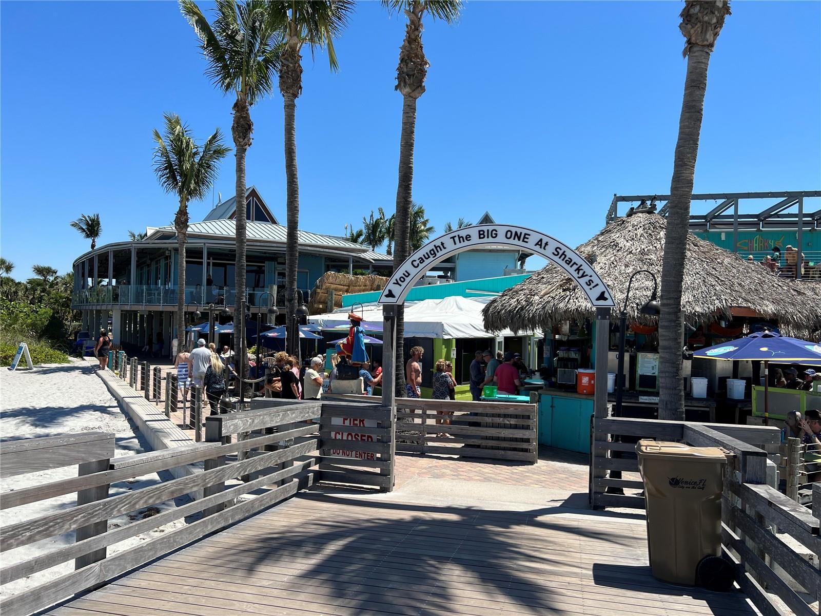 Image 34 of 47 For 504 Narvaezi Street 126