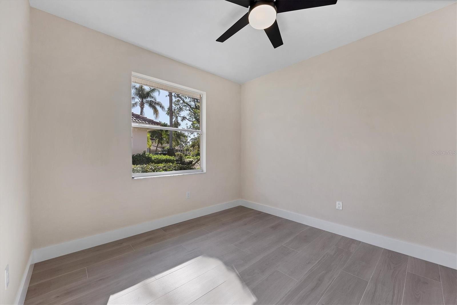 Image 23 of 32 For 6615 Hunter Combe Crossing