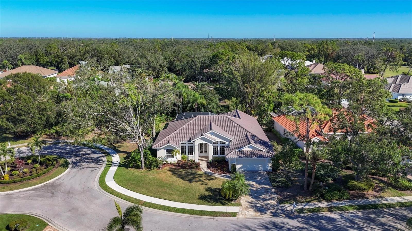 Image 3 of 32 For 6615 Hunter Combe Crossing