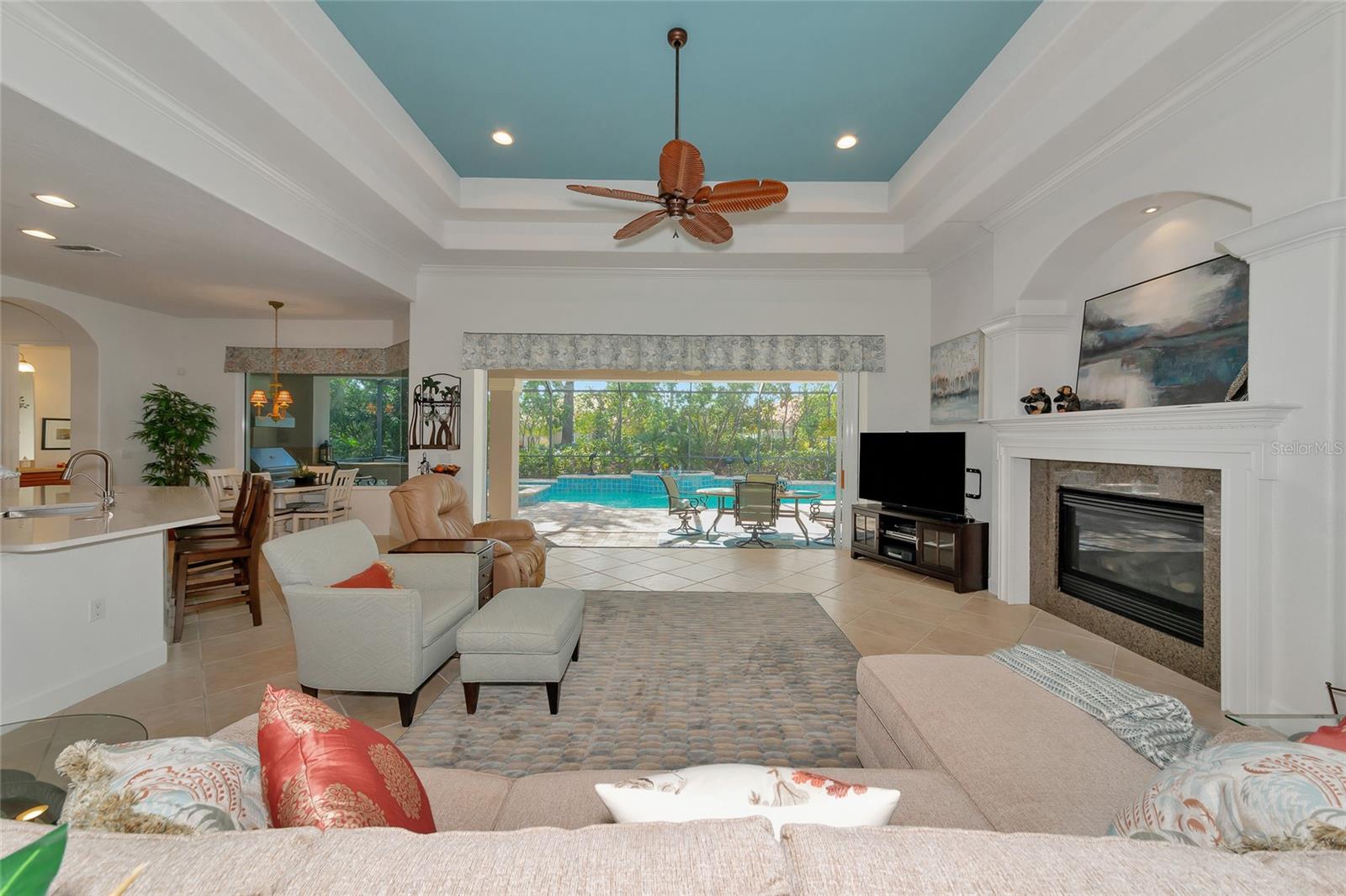 Image 4 of 43 For 10912 Big Bass Place