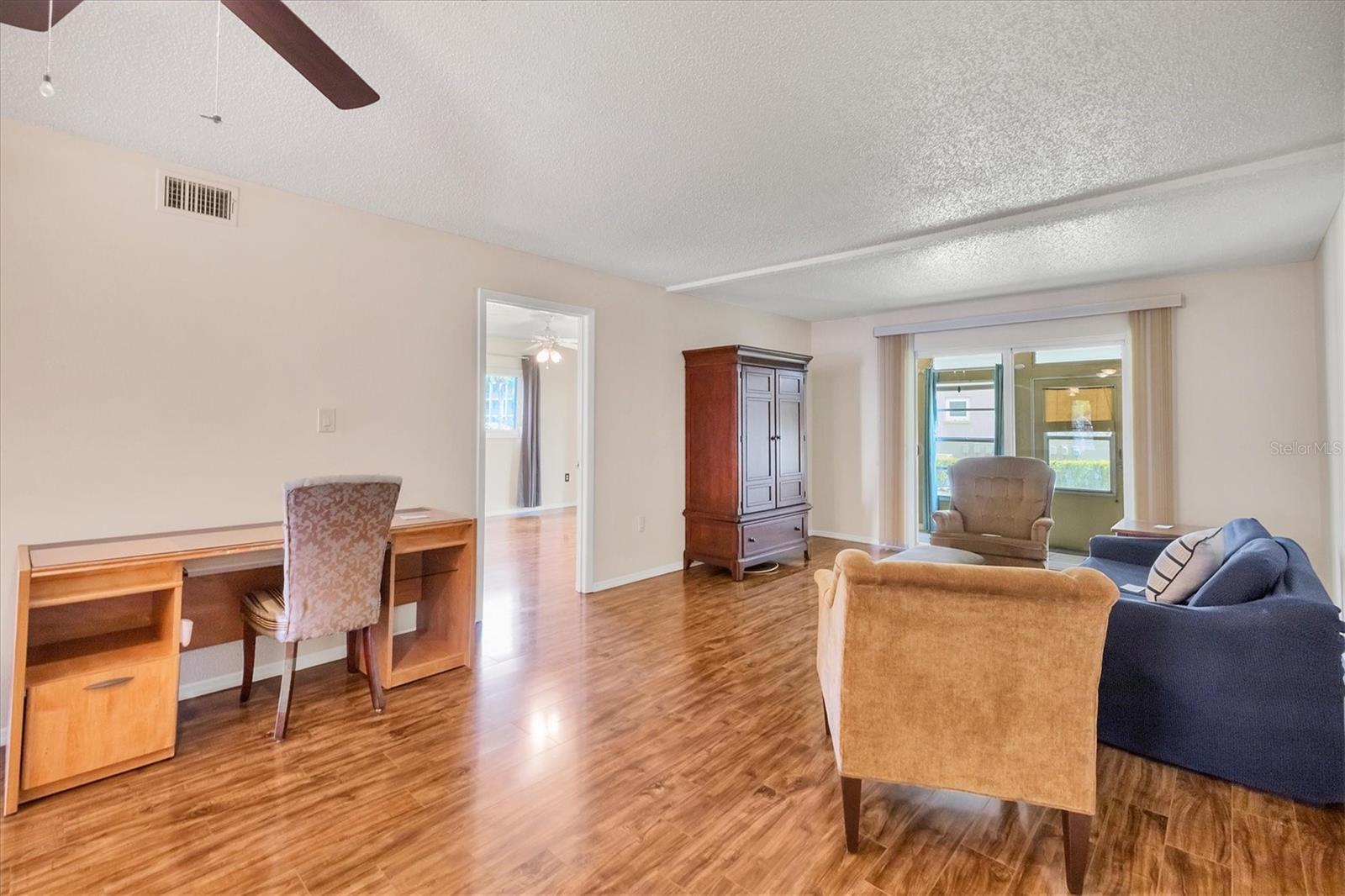 Image 6 of 58 For 3521 Lake Bayshore Drive J#101