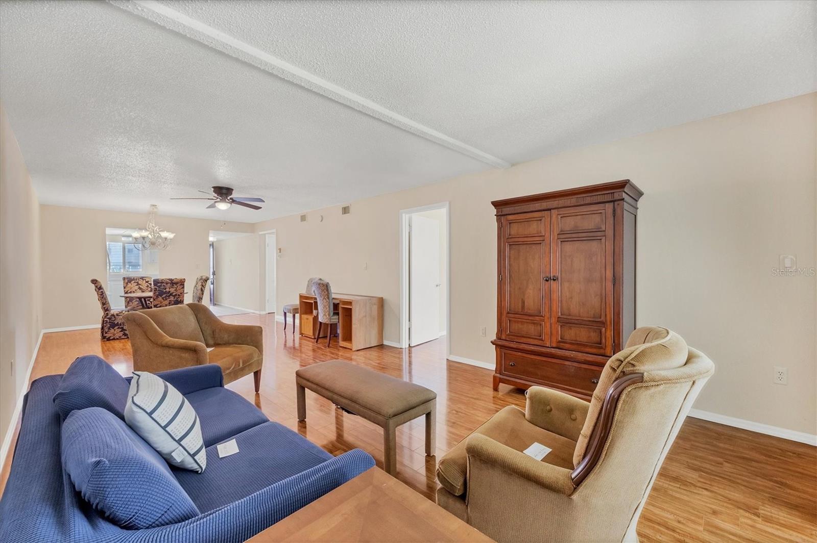 Image 8 of 58 For 3521 Lake Bayshore Drive J#101