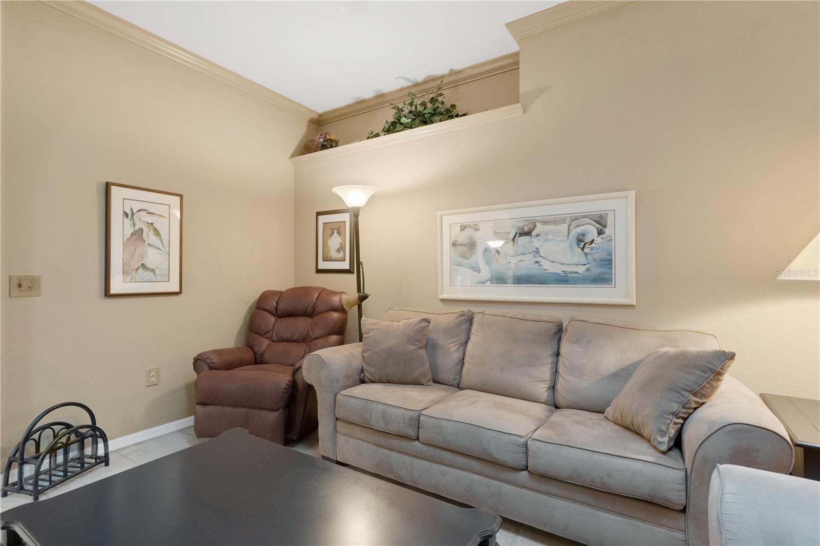 Image 26 of 60 For 6935 Stoneywalk Court