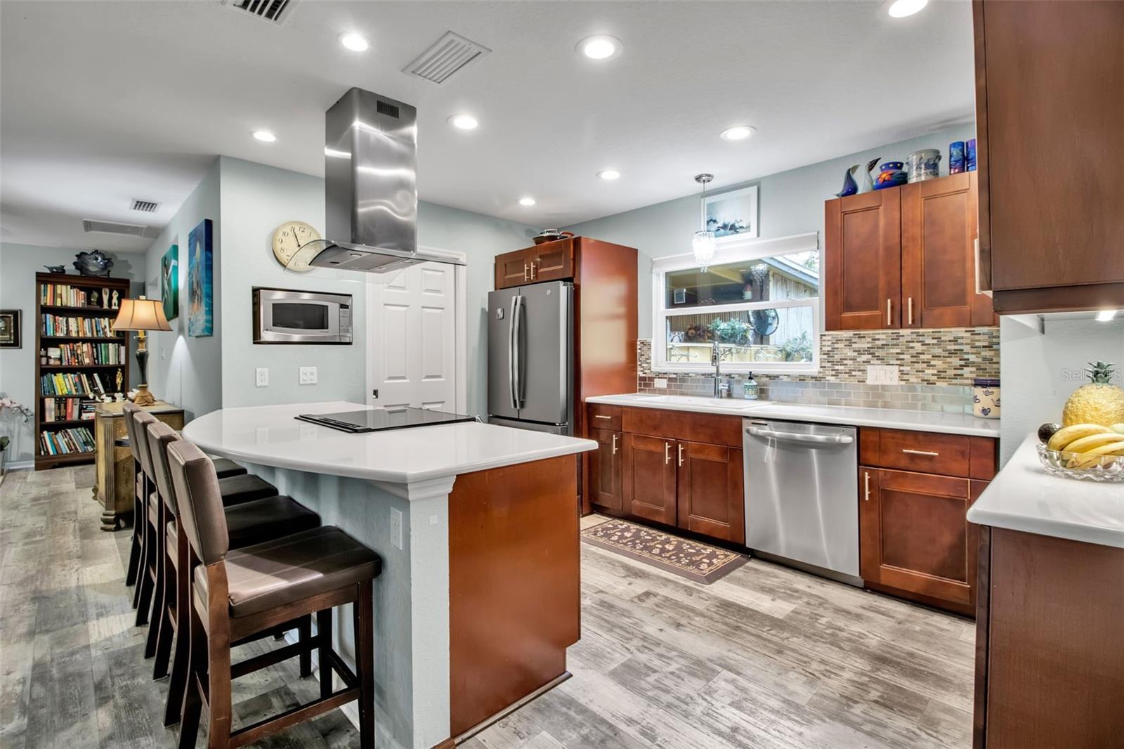 Image 11 of 76 For 1684 Spring Creek Drive