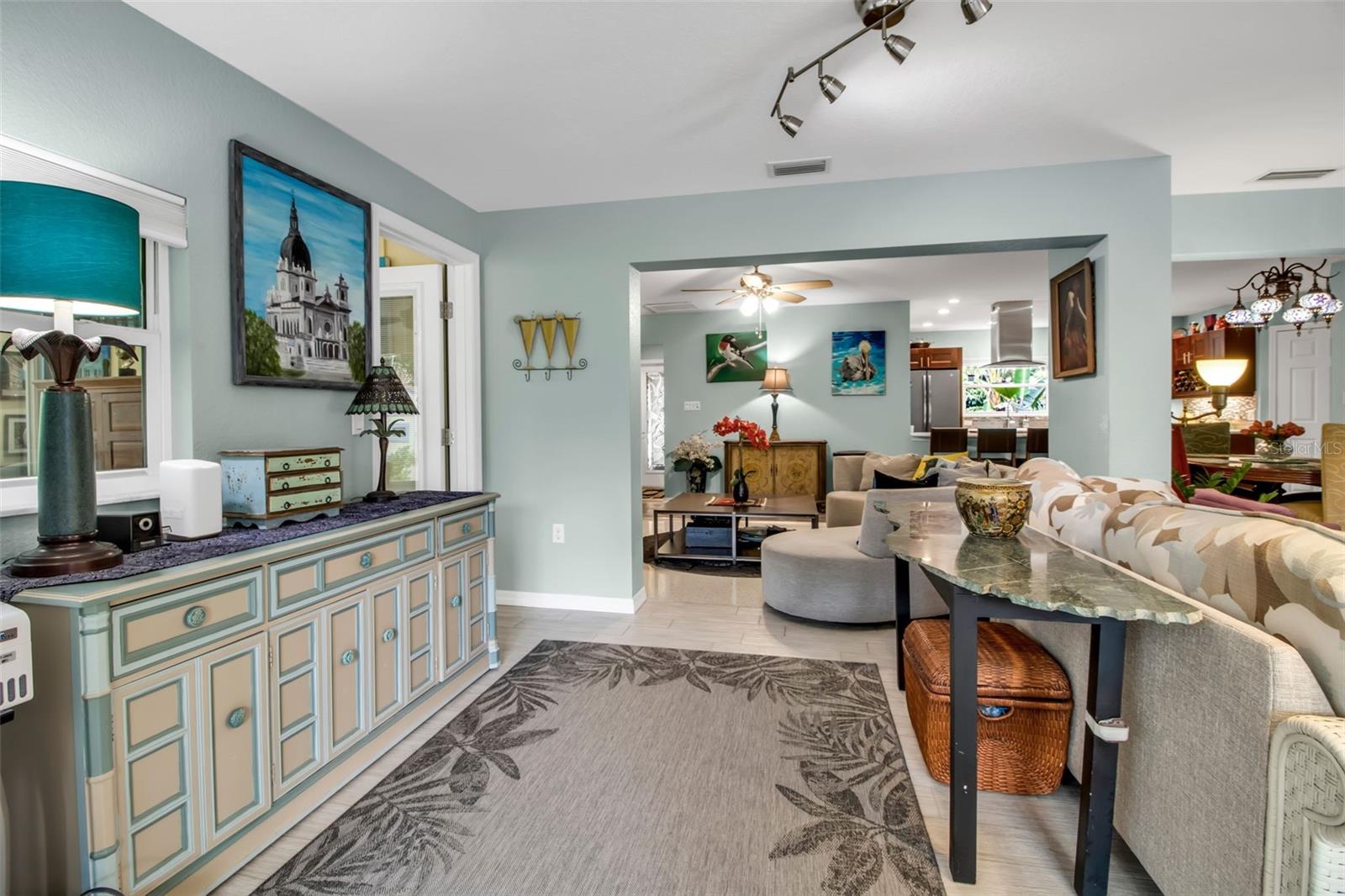 Image 28 of 76 For 1684 Spring Creek Drive