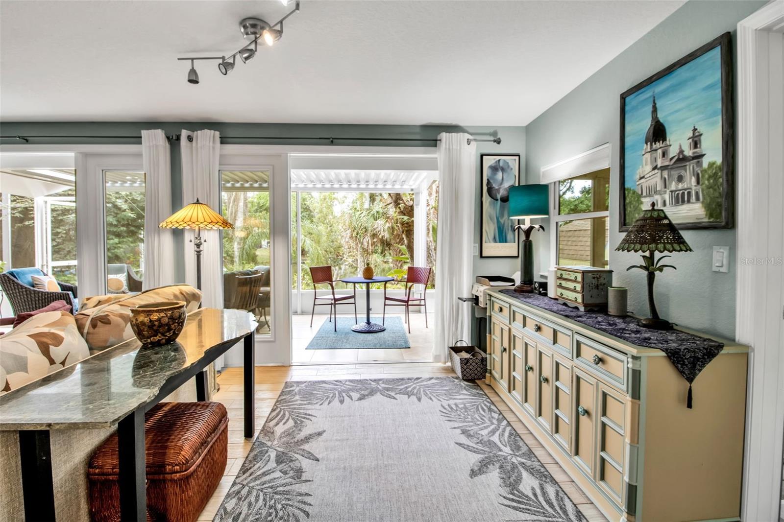 Image 30 of 76 For 1684 Spring Creek Drive