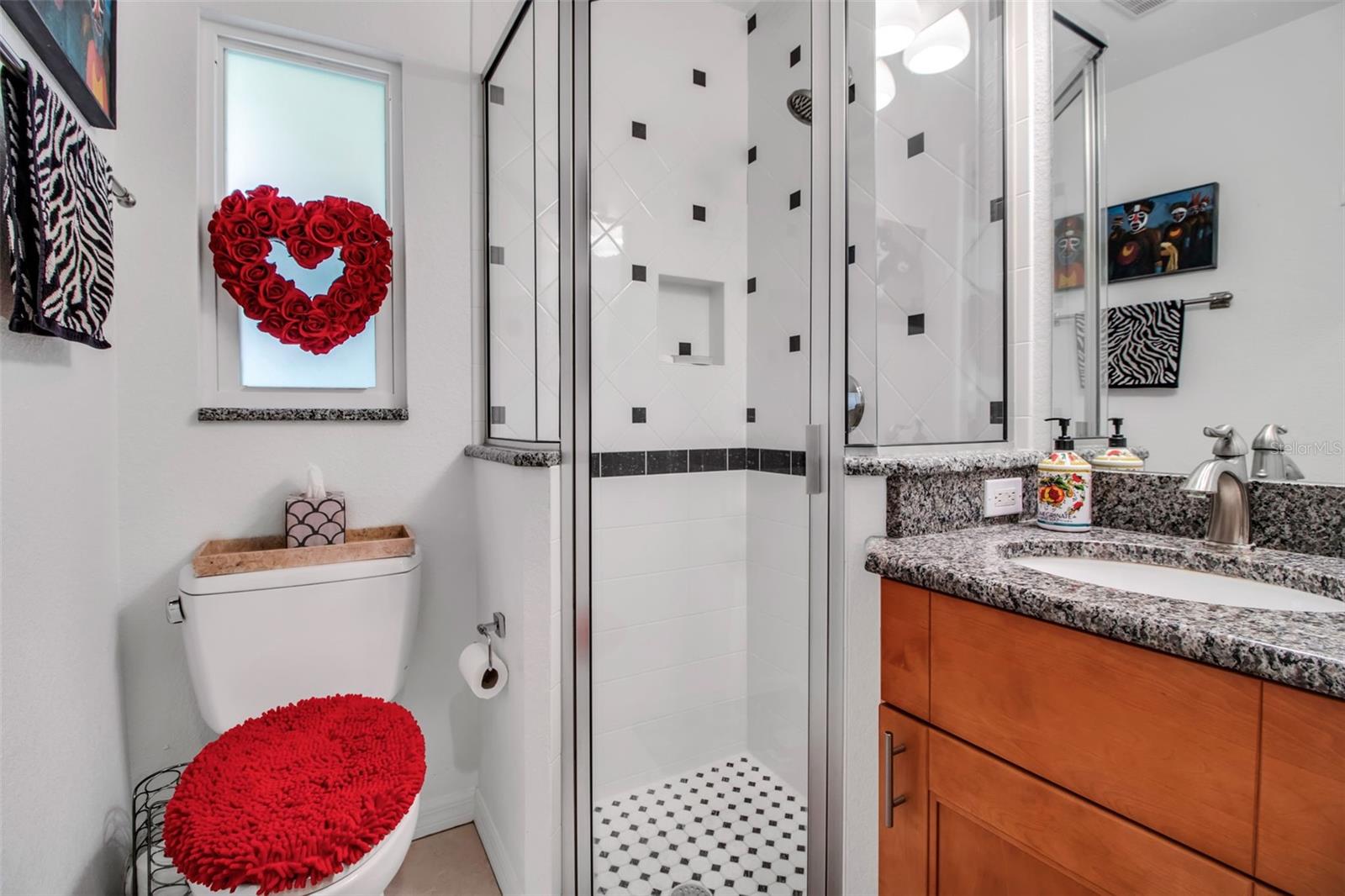 Image 40 of 76 For 1684 Spring Creek Drive