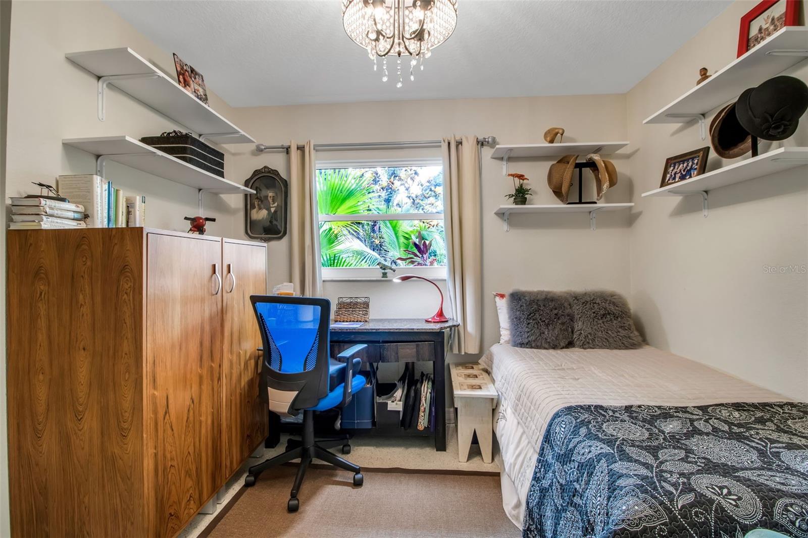 Image 44 of 76 For 1684 Spring Creek Drive