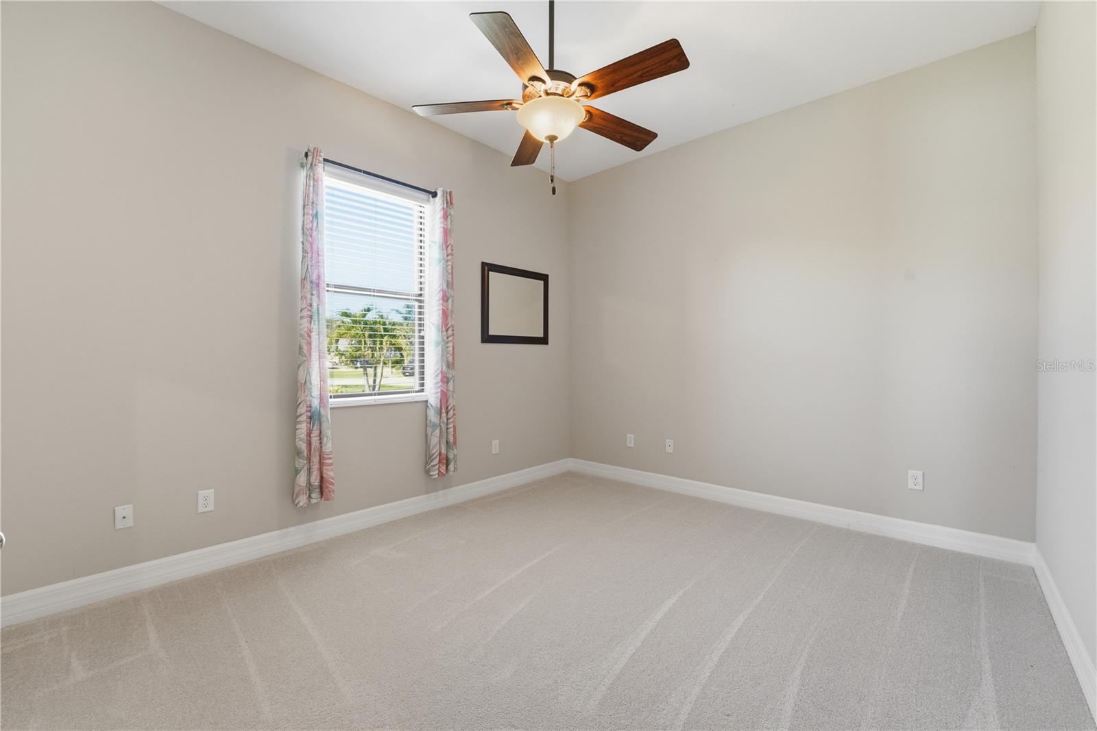 Image 29 of 51 For 14262 Mindello Drive