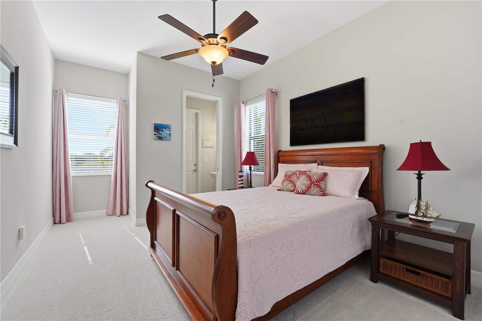 Image 30 of 51 For 14262 Mindello Drive