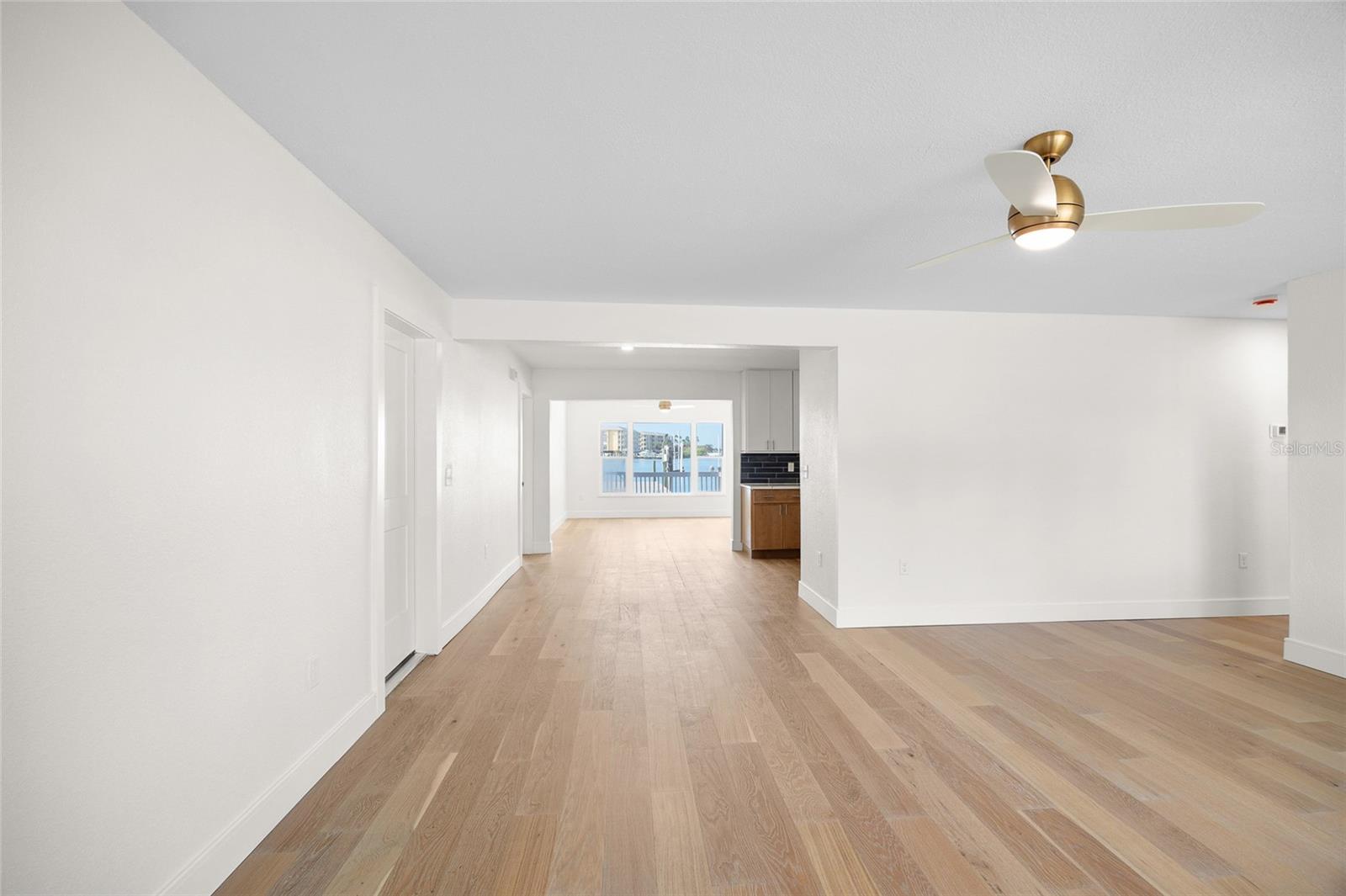 Image 18 of 64 For 360 145th Avenue E