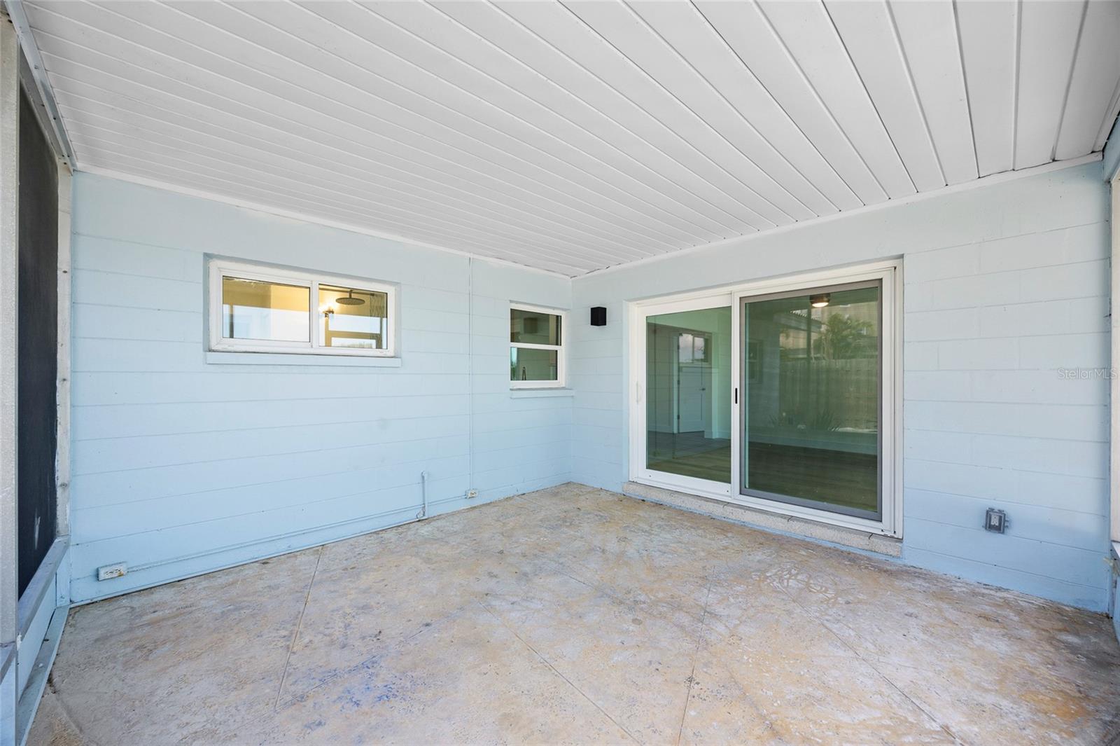 Image 32 of 64 For 360 145th Avenue E