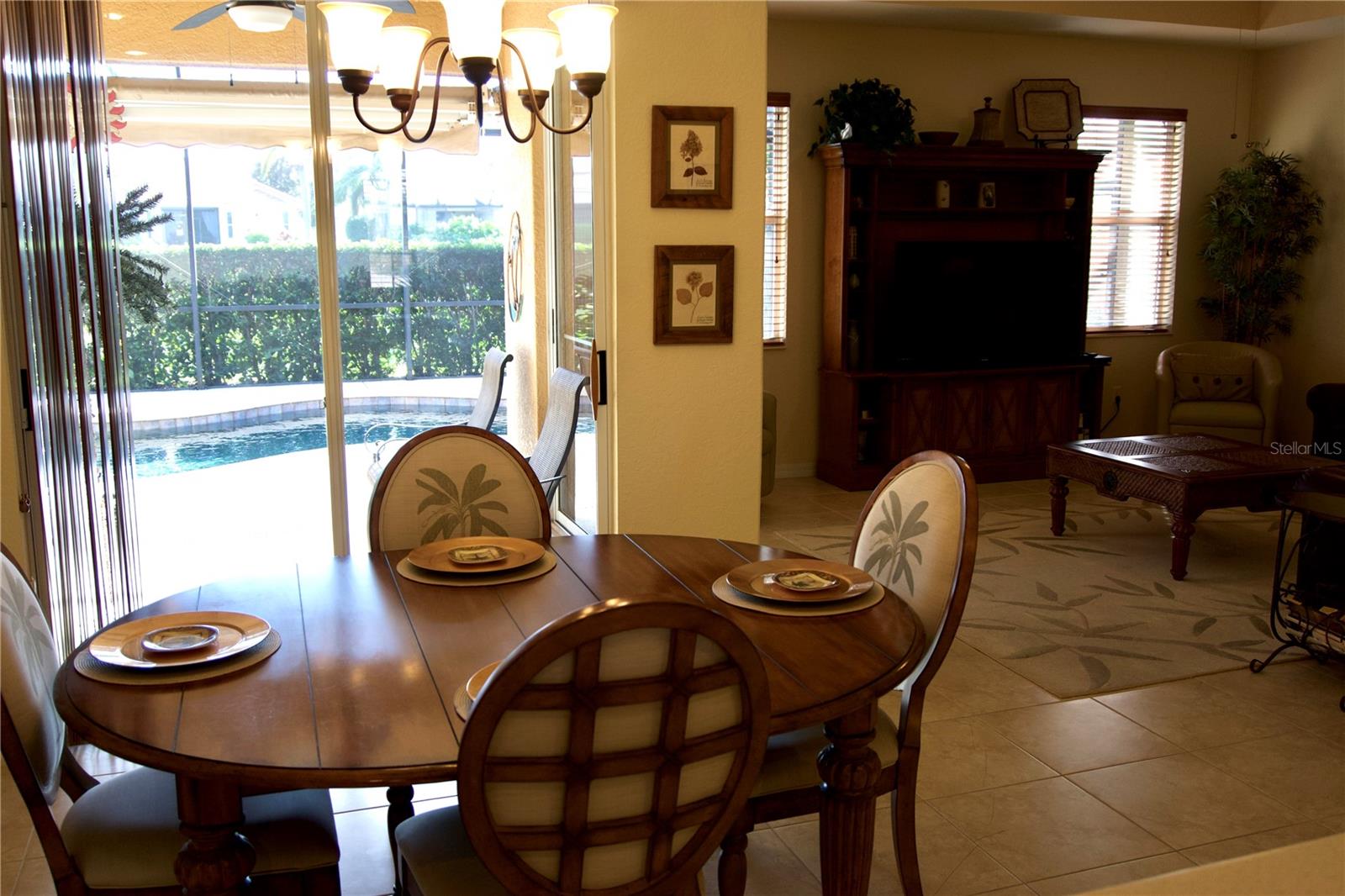 Image 9 of 20 For 9010 Heritage Sound Drive