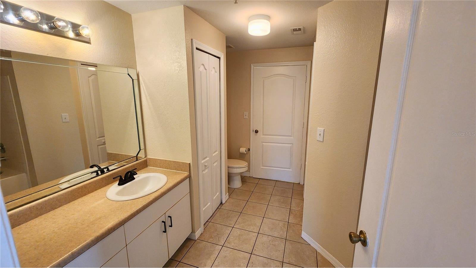 Image 12 of 33 For 4106 Central Sarasota Parkway 1026