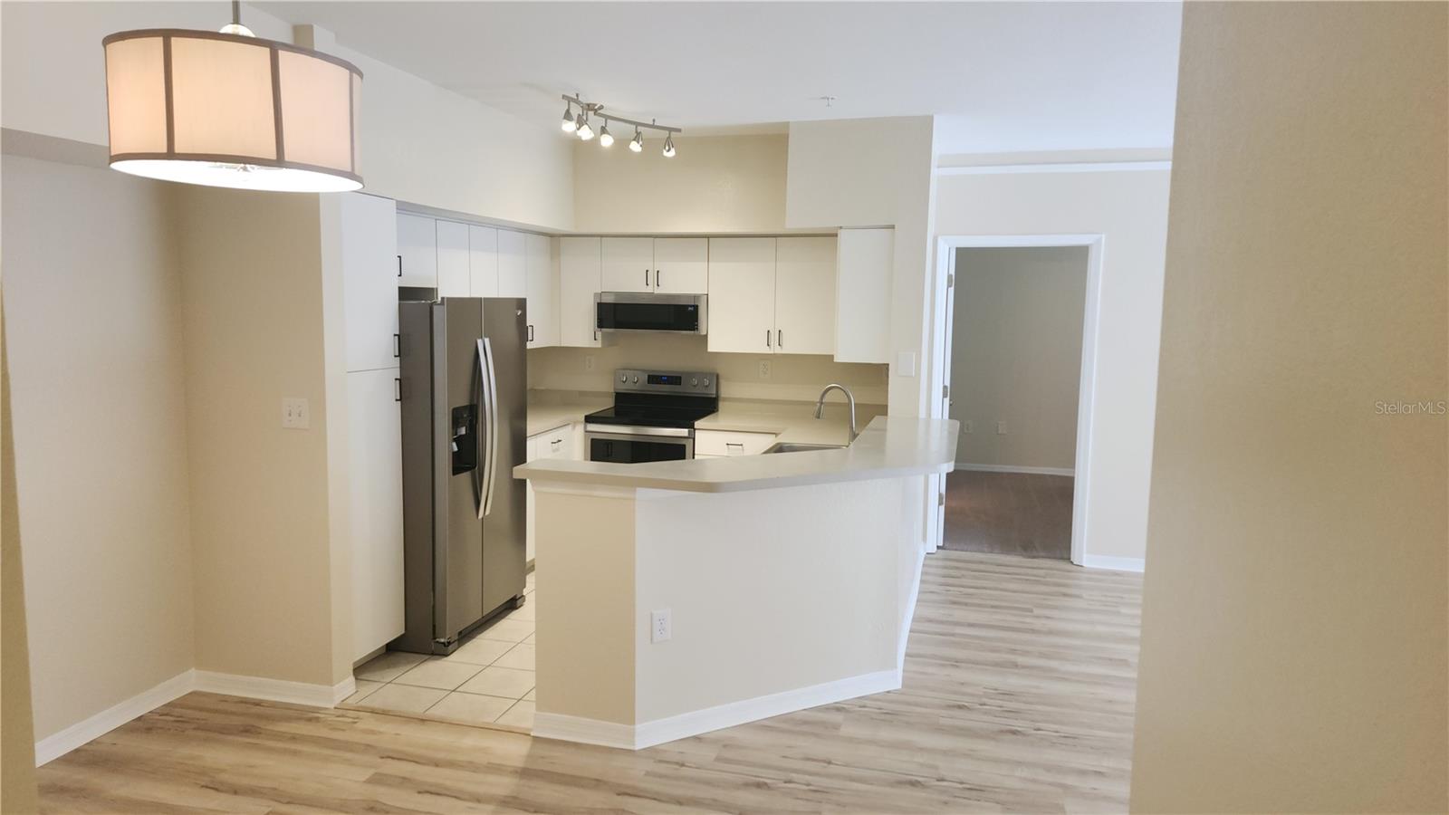 Image 5 of 33 For 4106 Central Sarasota Parkway 1026