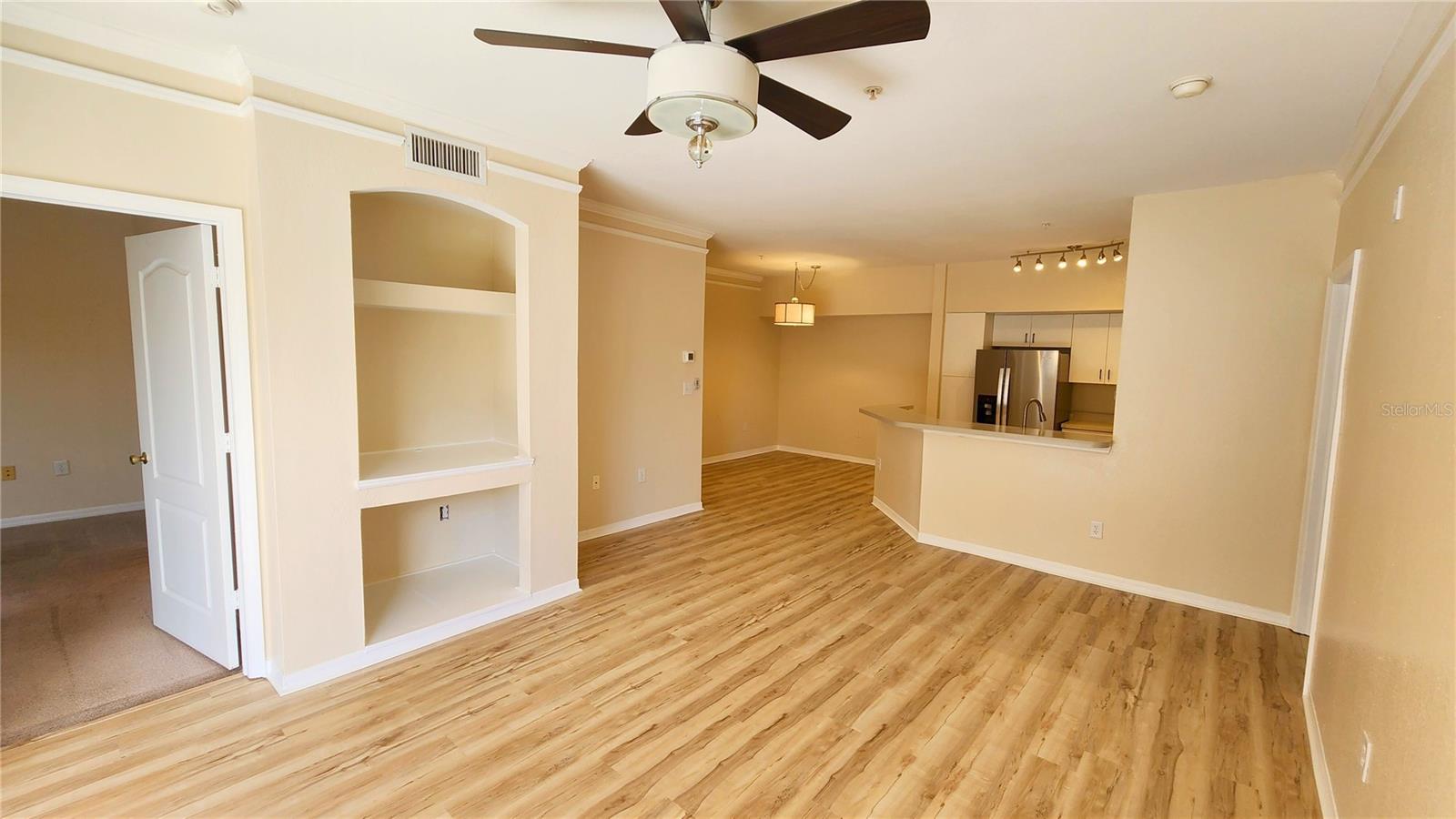 Image 9 of 33 For 4106 Central Sarasota Parkway 1026