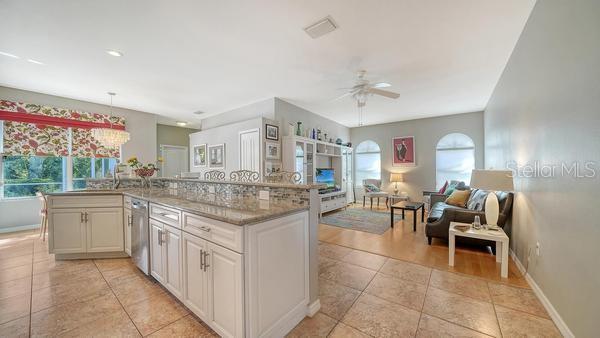 Image 12 of 45 For 9528 Hawksmoor Lane