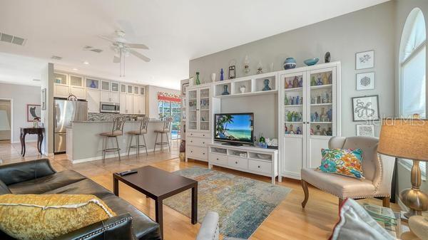 Image 20 of 45 For 9528 Hawksmoor Lane