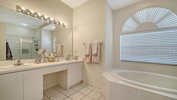 Image 24 of 45 For 9528 Hawksmoor Lane