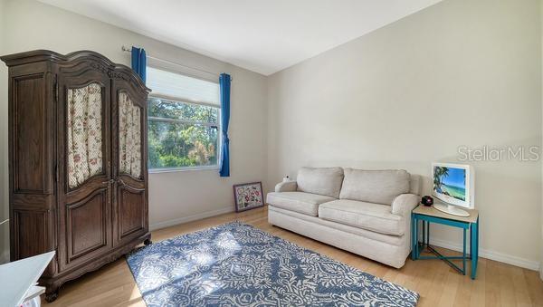 Image 28 of 45 For 9528 Hawksmoor Lane