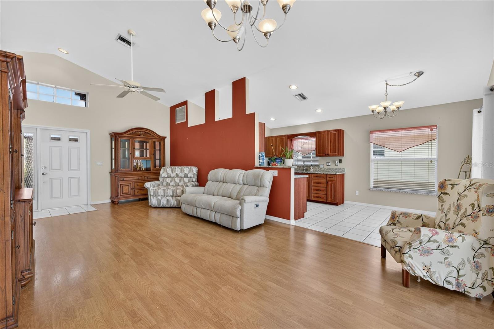 Image 6 of 31 For 3640 Gloxinia Drive