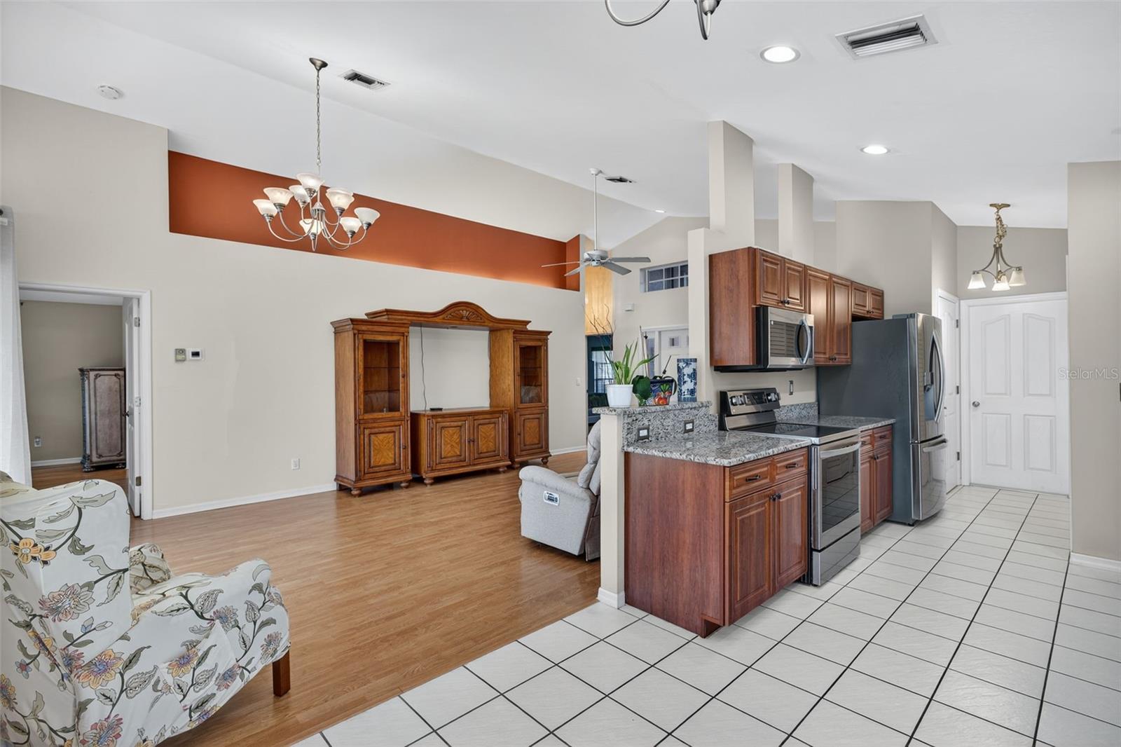 Image 7 of 31 For 3640 Gloxinia Drive