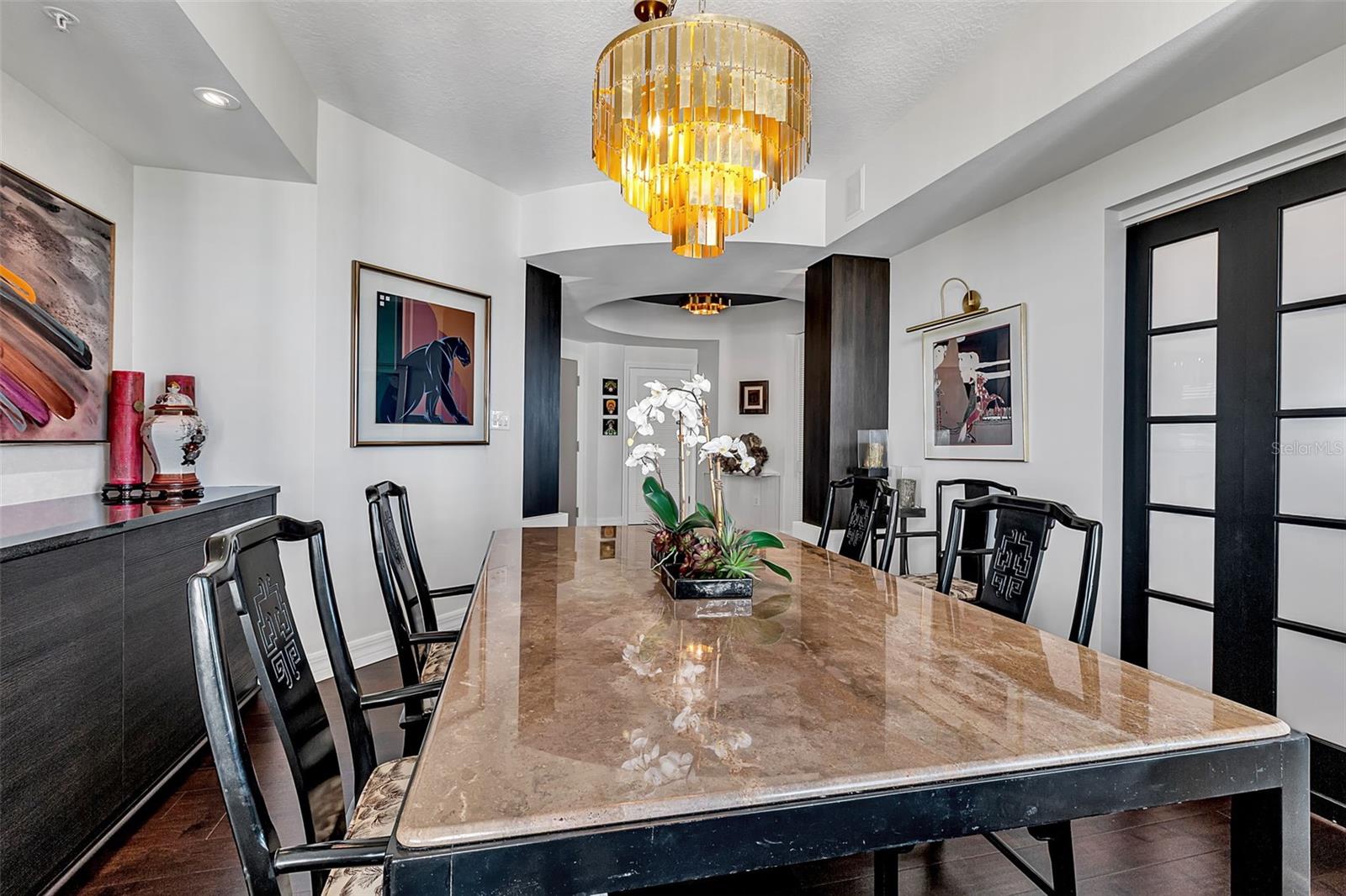 Image 13 of 96 For 385 Point Road 704