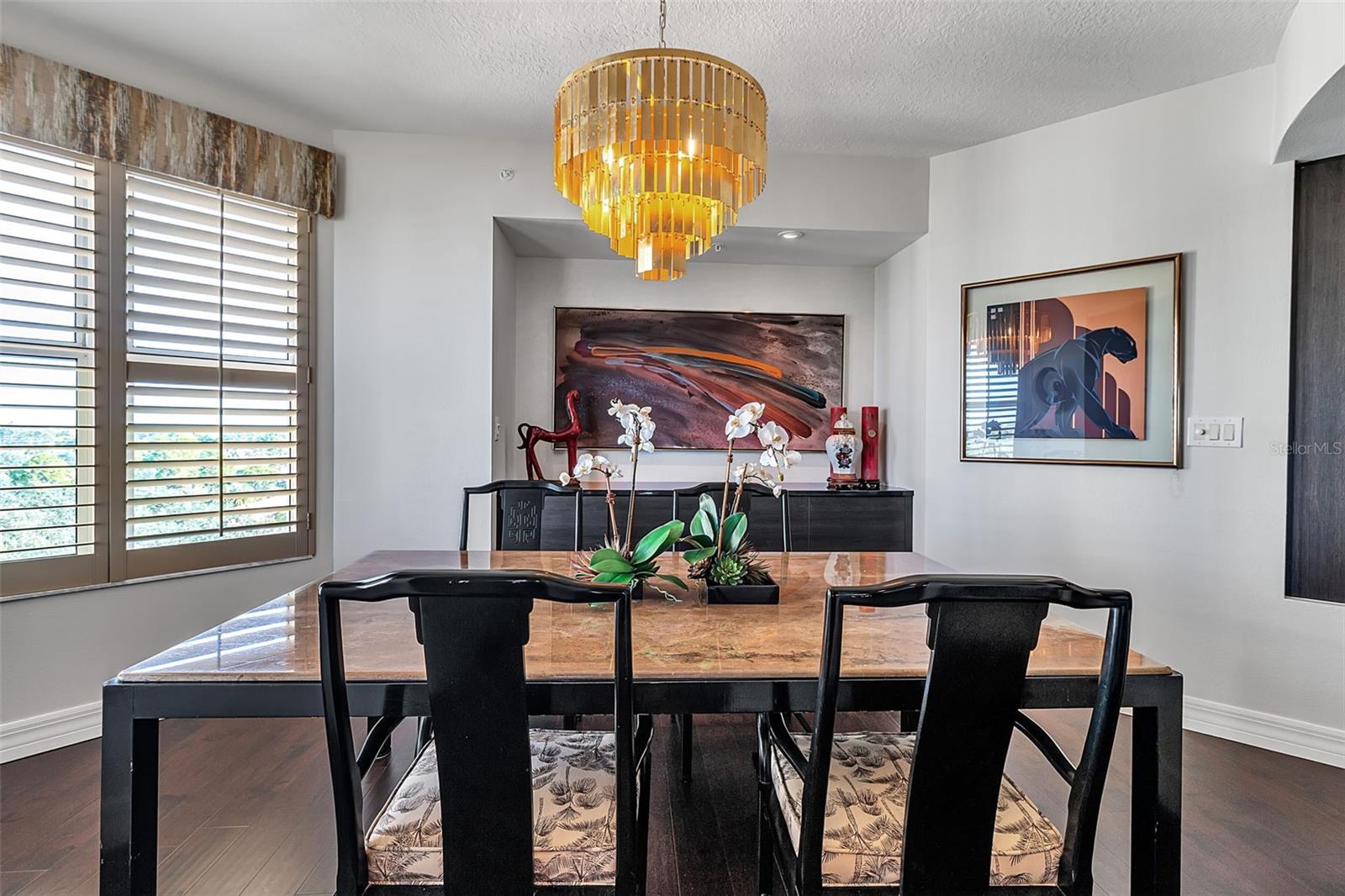 Image 24 of 96 For 385 Point Road 704